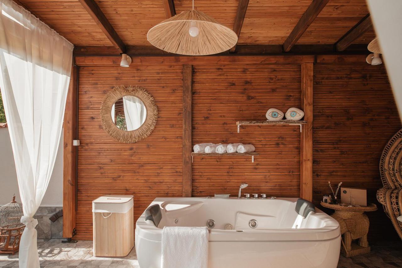 Wood House "Private Spa" Vergia Екстериор снимка